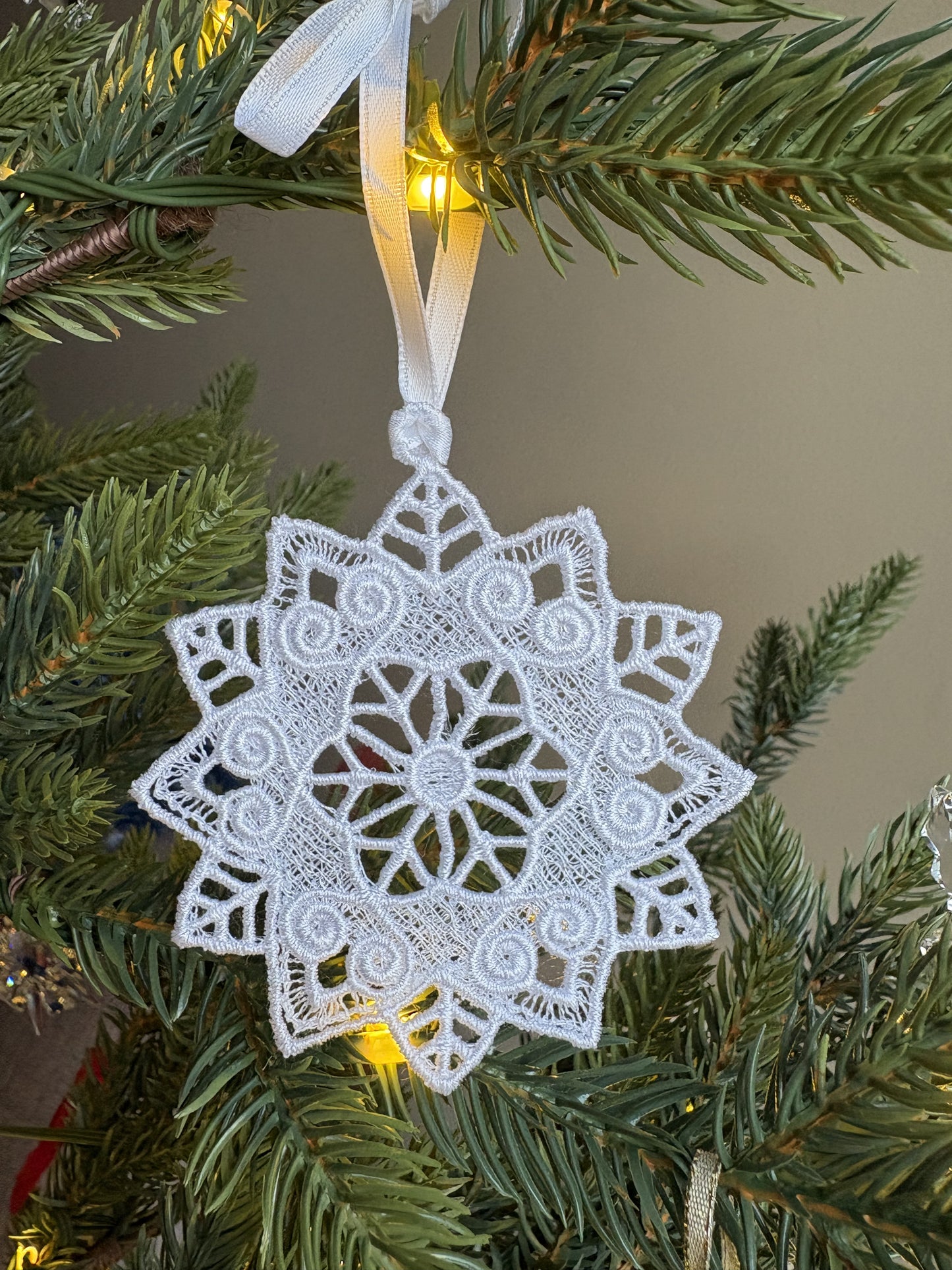Free Standing Lace